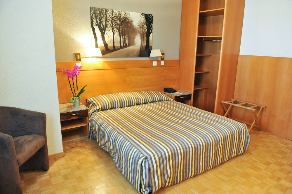 Hotel Des Alpes Γενεύη Εξωτερικό φωτογραφία